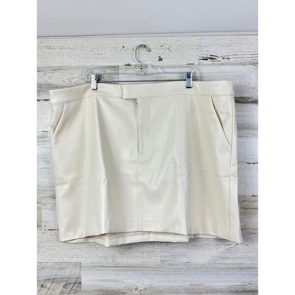 A New Day Womens plus 2X Faux Leather Mini Skirt Cream new lined soft - Picture 3 of 8